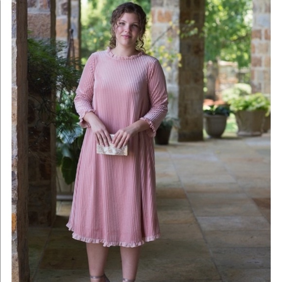 Dainty Jewells Dresses & Skirts - •Dainty JEWELLS• “Arlington Evening Dress”•